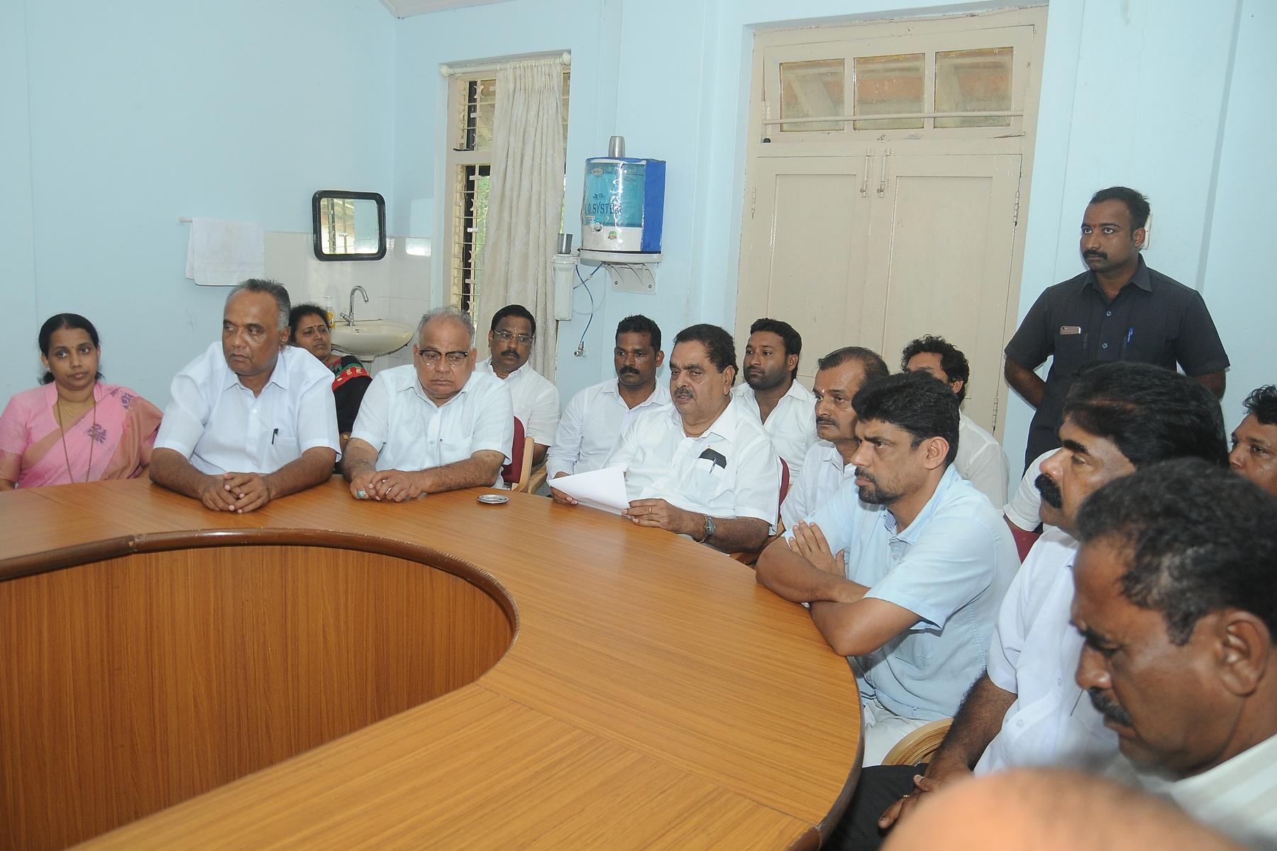 ಕಾನೂನಿನ ಪ್ರಕಾರ ದೇವಸ್ಥಾನದಿಂದ ಹಣ ನೀಡುವಂತಿಲ್ಲ: ಸಚಿವ ರೈ